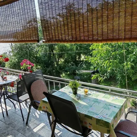 Dusica Tekija - Djerdap National Park Apartment Tekija (Bor)